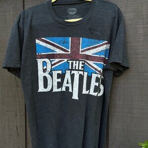 The Beatles graphic T-shirt | Size: Large